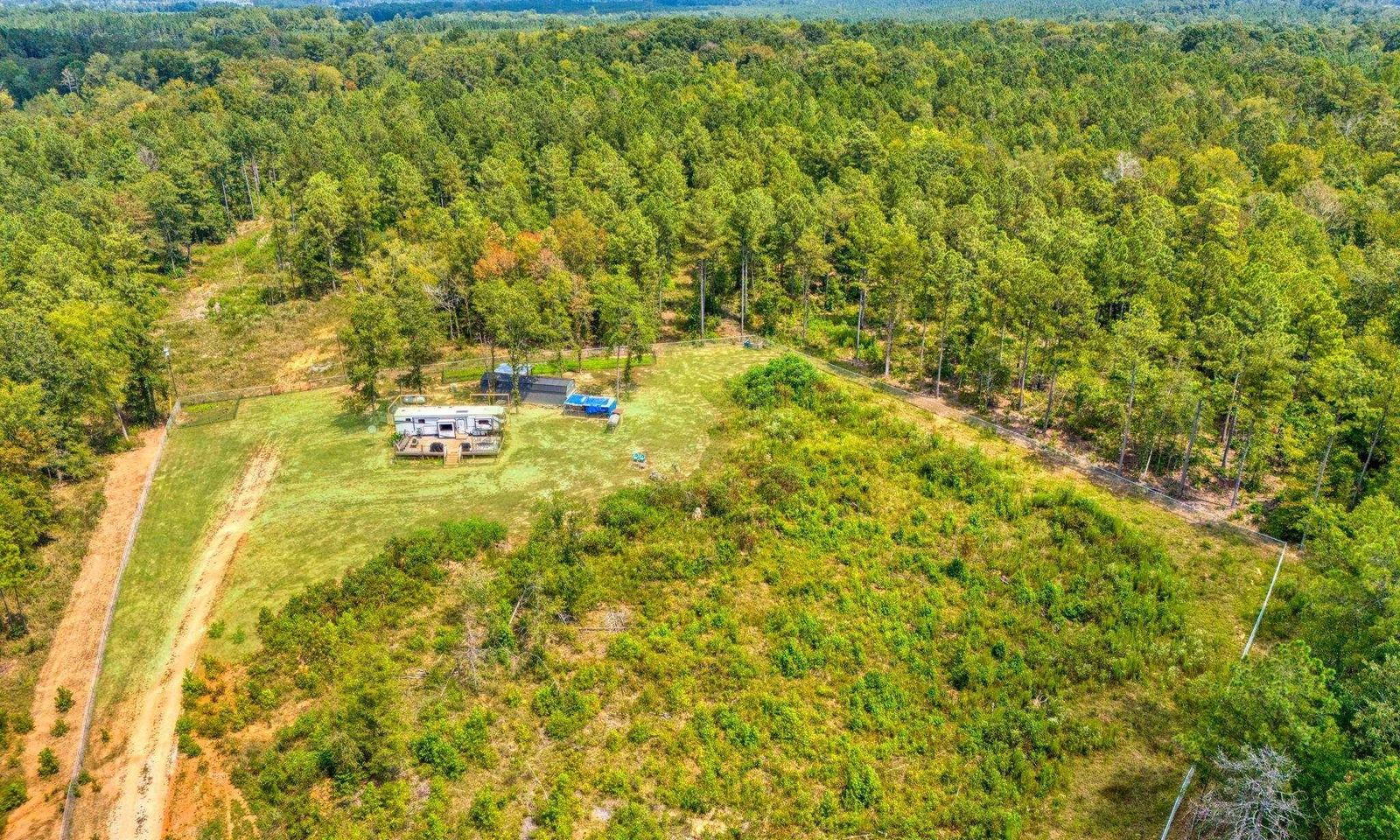 Main image of property at 1385 Zoar Road, Chappells, SC 29037