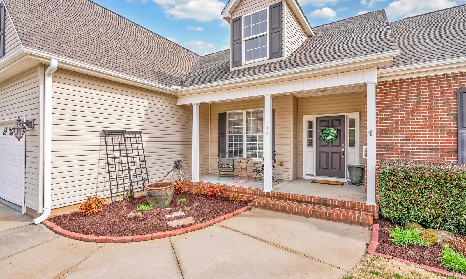 Property image 2 at 10 Chasie Lane, Greer, SC 29651
