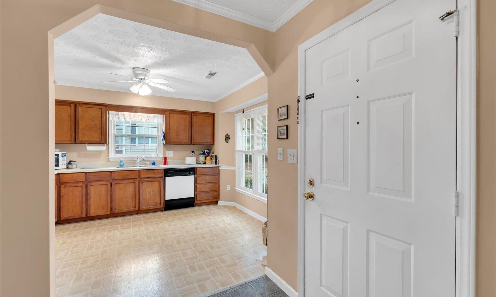 Property image 5 at 40 Wood Pointe Drive, Greenville, SC 29615
