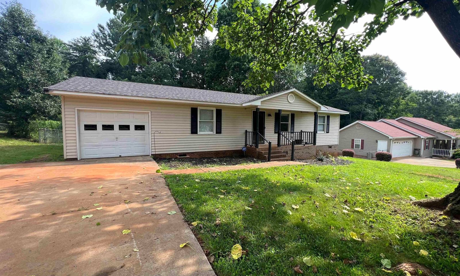 Property image 4 at 227 Ponder Road, Greer, SC 29651