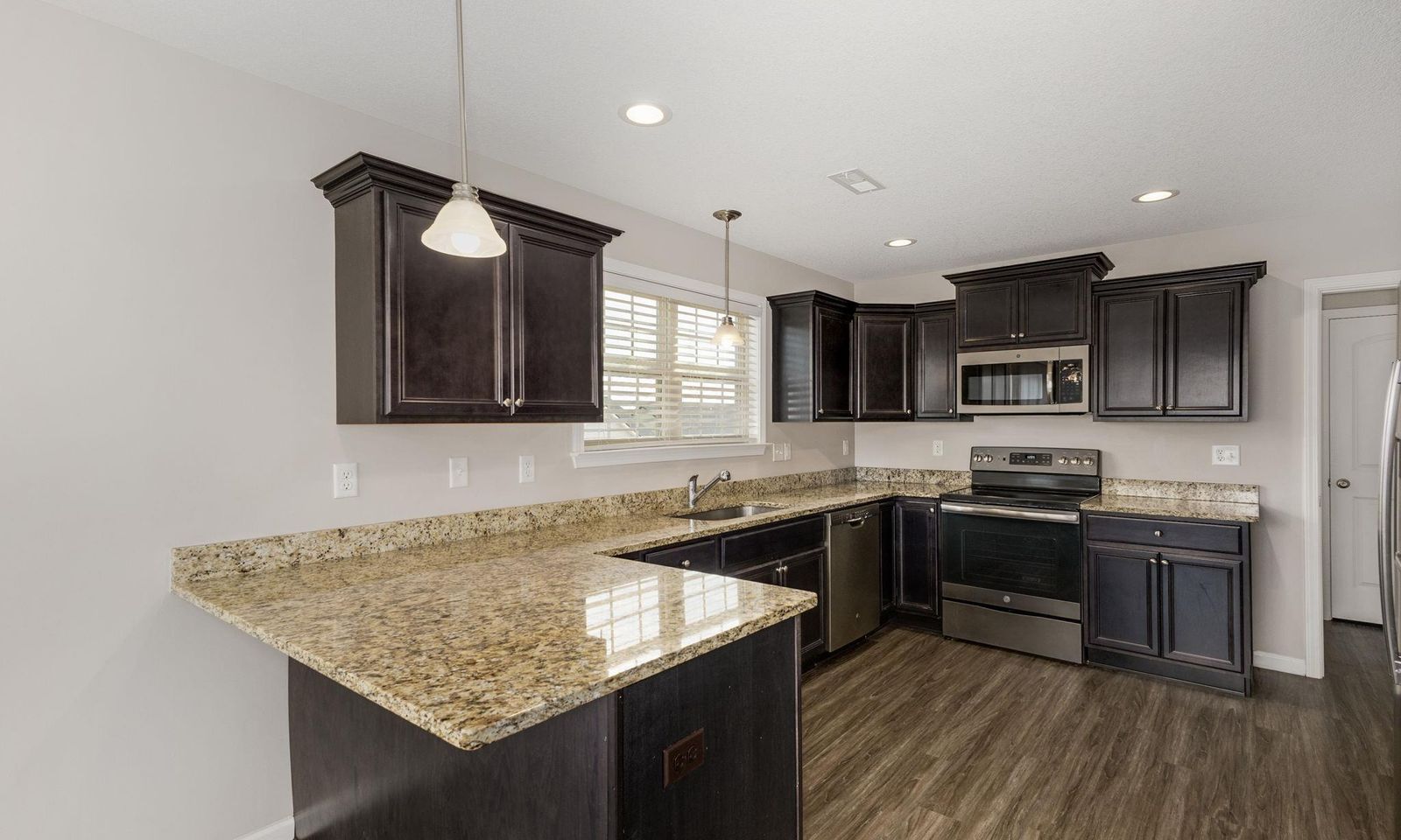 Property image 2 at 205 Lockeland Park Drive, Simpsonville, SC 29681