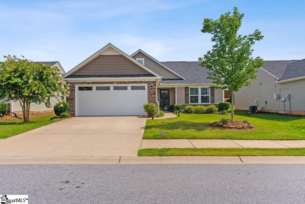 Main image of property at 206 Fairmeadow Way, Greenville, SC 29617