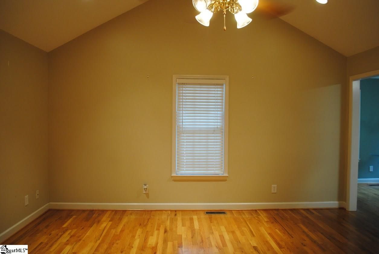 Property image 5 at 34 Raynes Court, Taylors, SC 29687