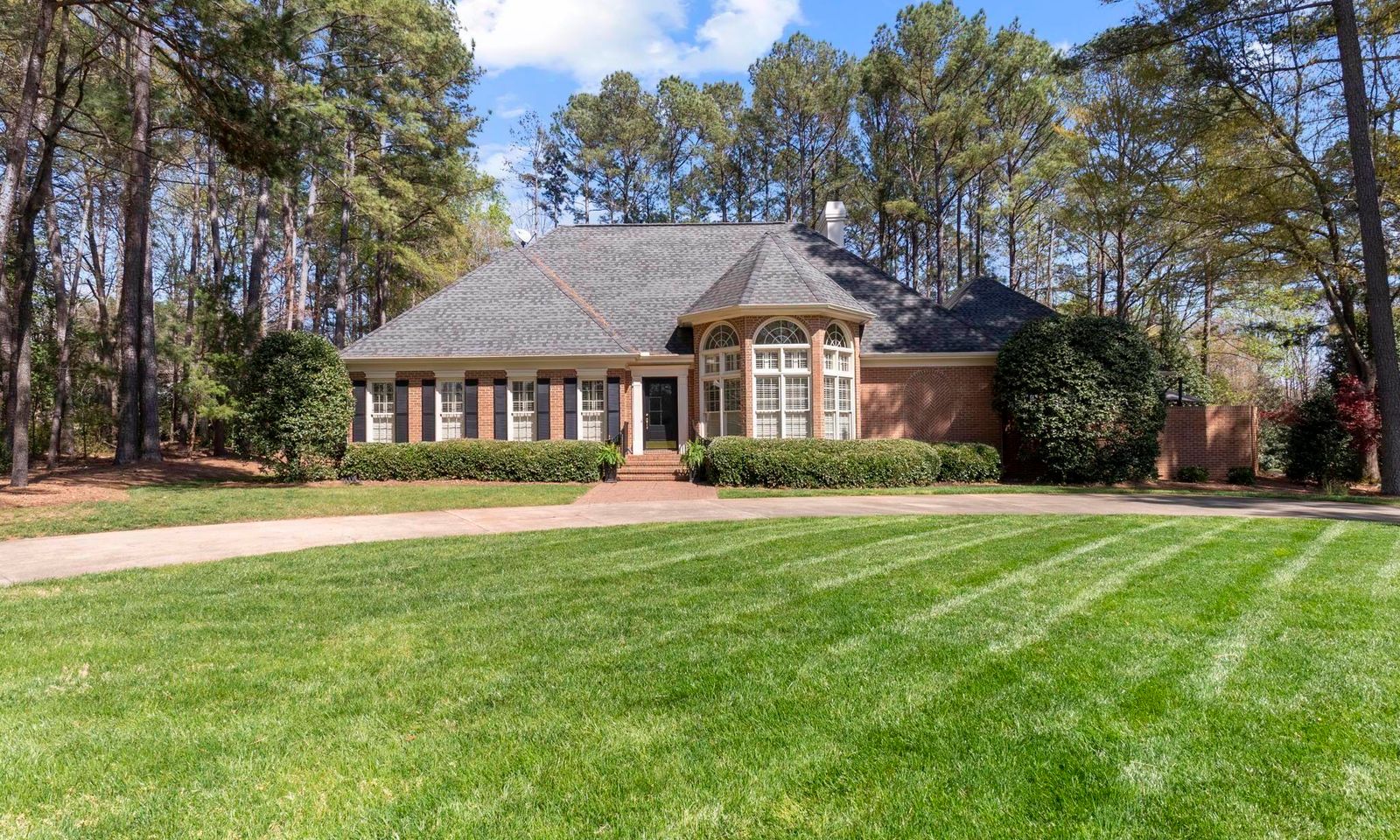 Property image 2 at 1 Pine Valley Court, Spartanburg, SC 29603
