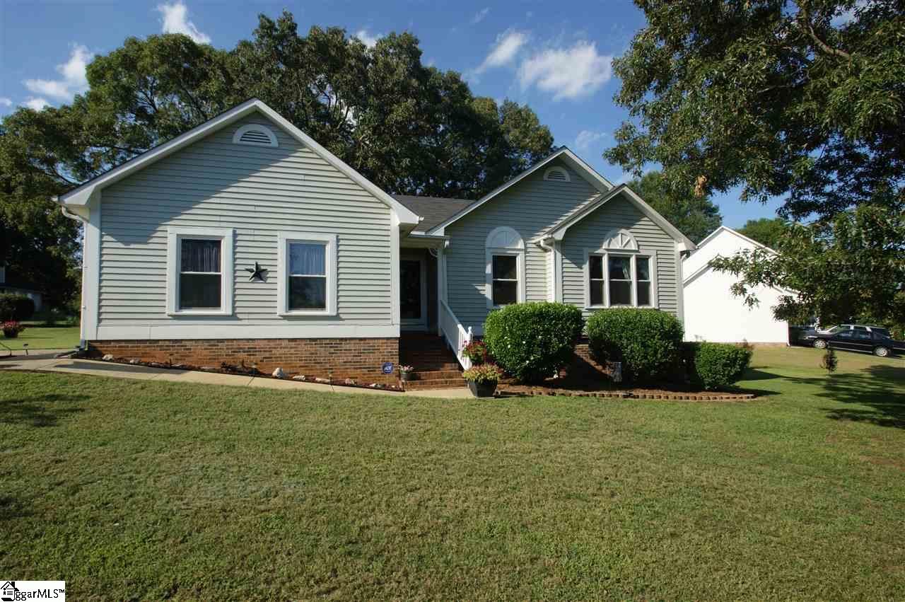 Property image 1 at 400 Keenan Orchard Drive, Mauldin, SC 29662