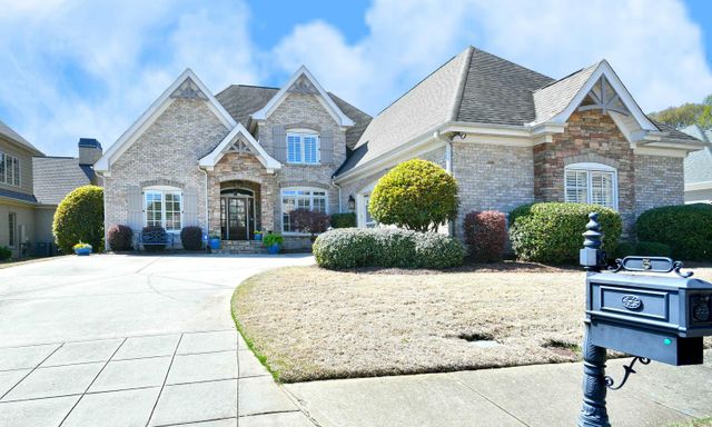 5 Angel Oak Court