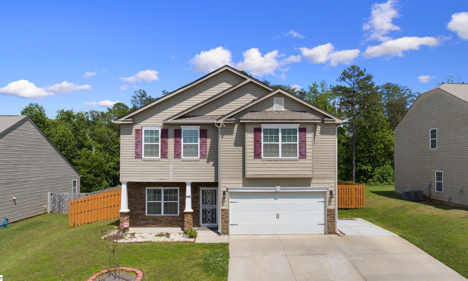 Property image 2 at 562 Falls Cottage Run, Boiling Springs, SC 29316