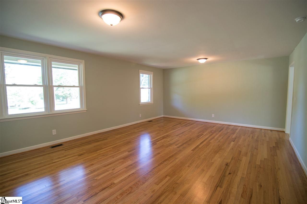 Property image 5 at 138 Barwood Circle, Greenville, SC 29611