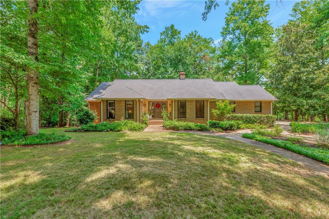 Property image 1 at 302 Brighton Road, Anderson, SC 29621