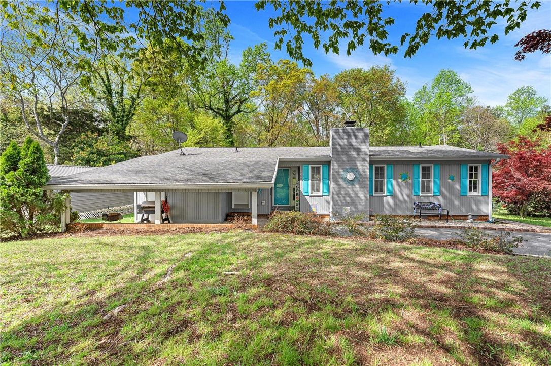 Property image 2 at 709 Alpine Drive, Seneca, SC 29672