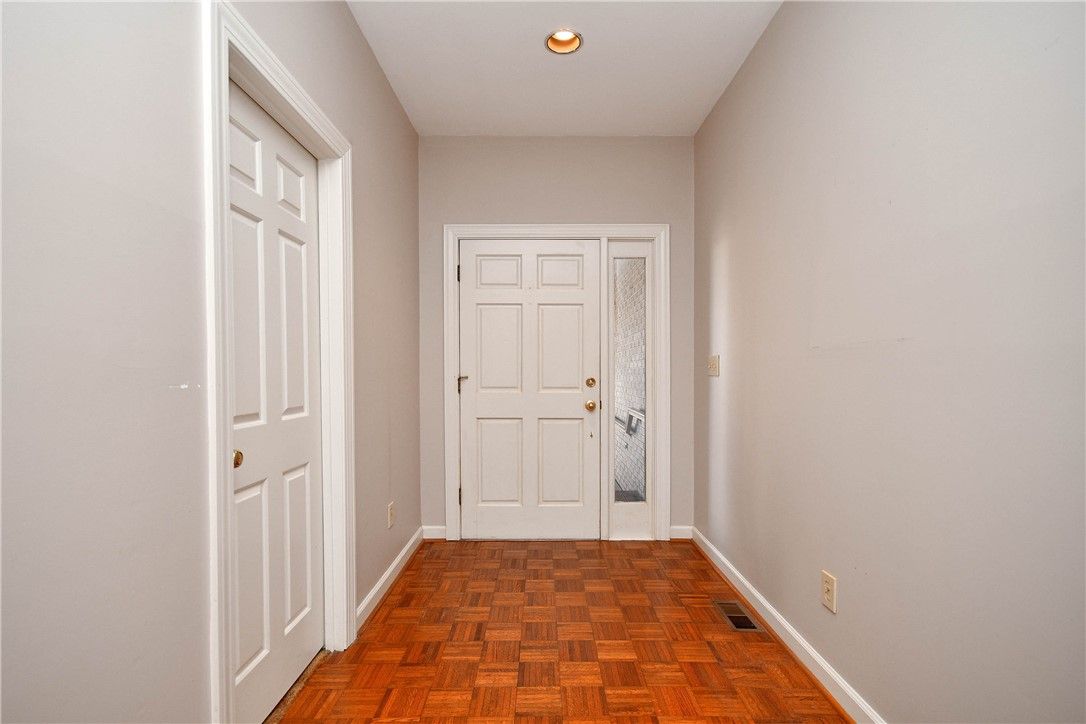Property image 3 at 409 Haverhill Circle, Easley, SC 29642