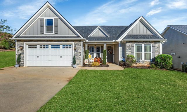 101 Southern Oaks Drive
