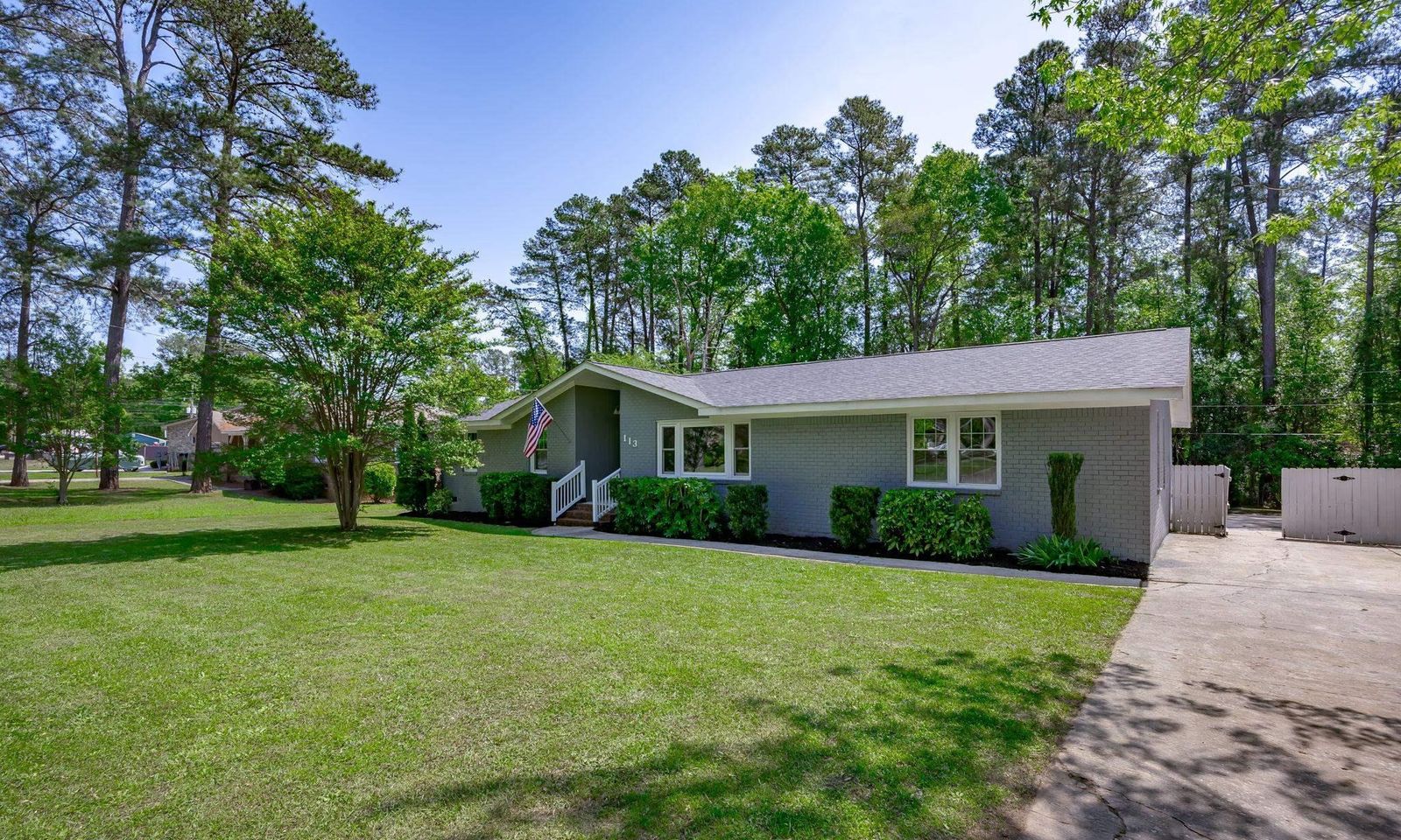 Property image 3 at 113 Lyndhurst Road, Columbia, SC 29212