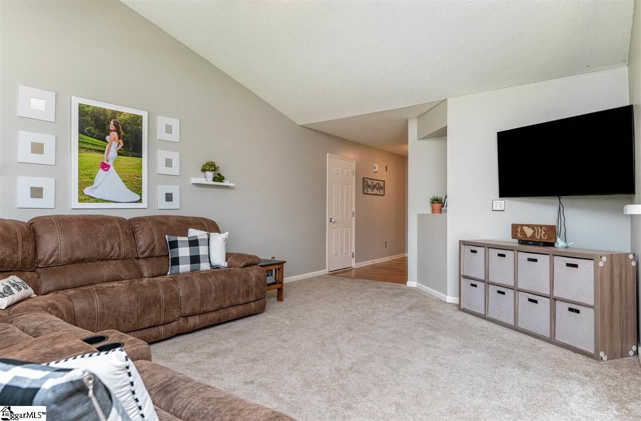 Property image 4 at 629 Timber Walk Drive, Simpsonville, SC 29681