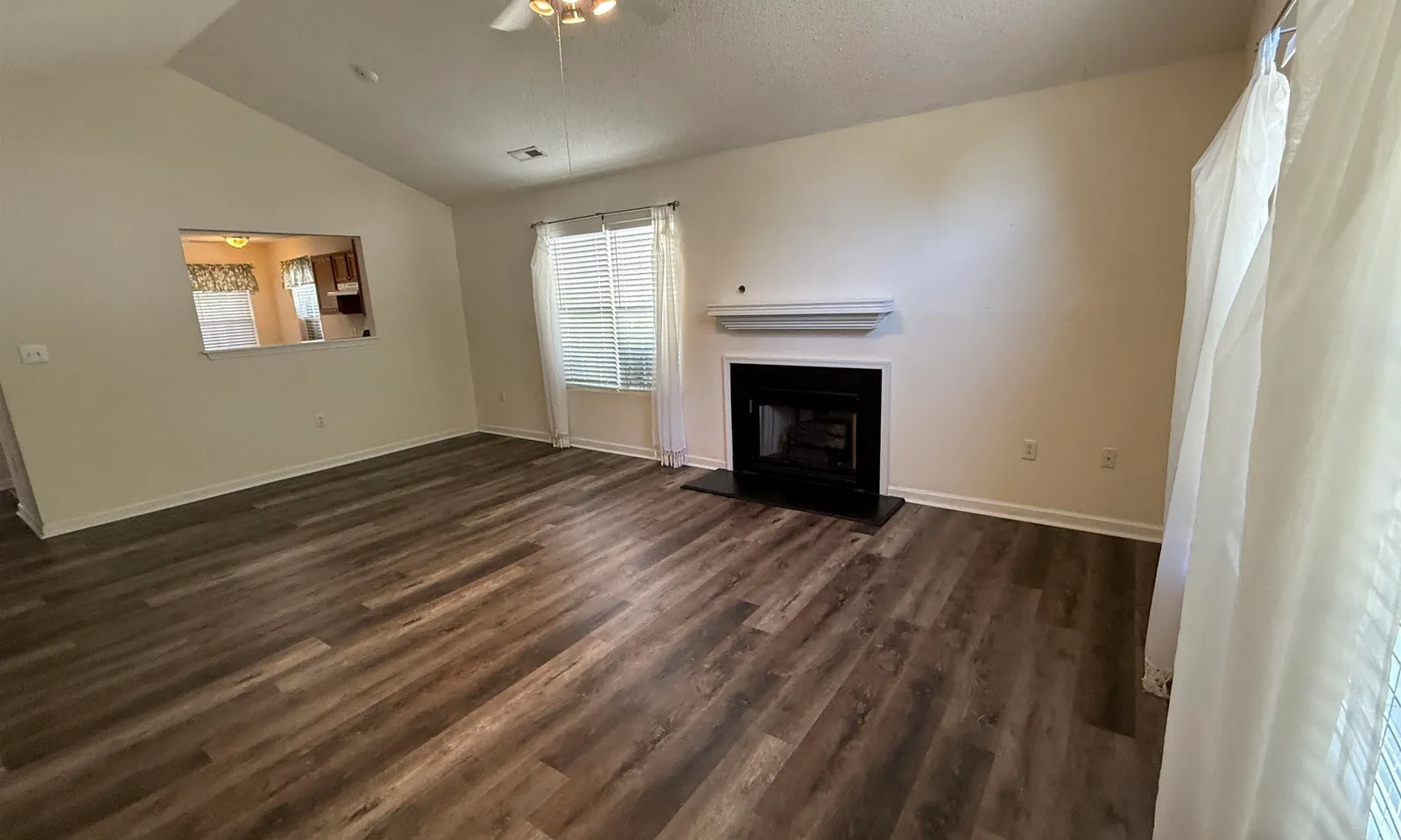 Property image 2 at 306 Woodruff Park Lane, Simpsonville, SC 29681