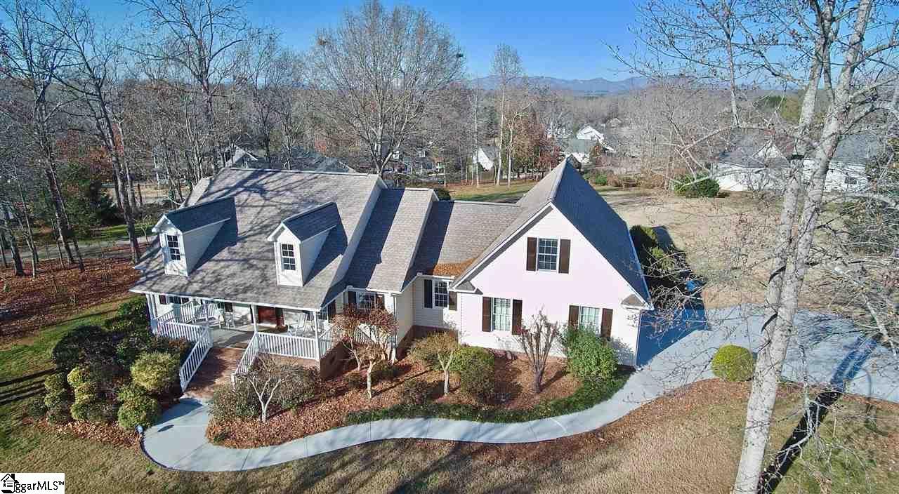 Main image of property at 1 Lake Vista Court, Taylors, SC 29687