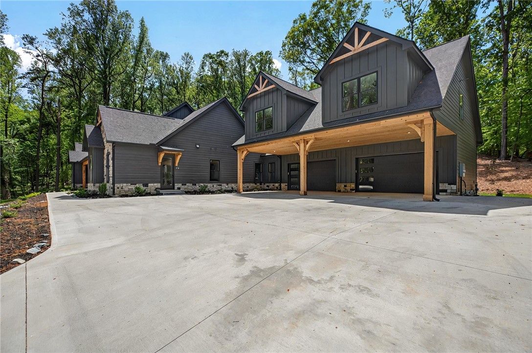Property image 5 at 192 Graylyn Drive, Anderson, SC 29621