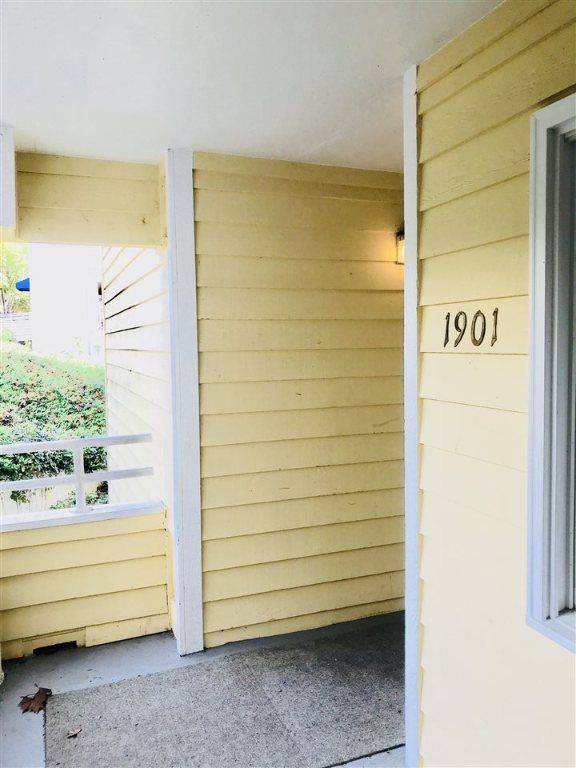 Main image of property at 1901 Northlake Drive, Anderson, SC 29625-5334