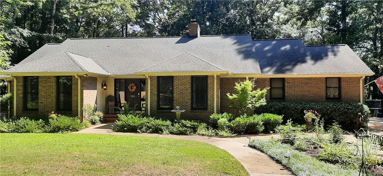 Property image 1 at 302 Brighton Road, Anderson, SC 29621