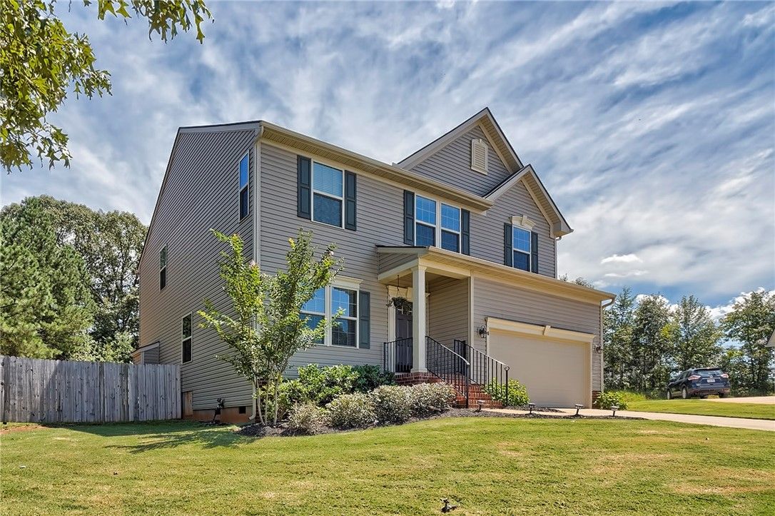Property image 2 at 6 Grace Court, Easley, SC 29642