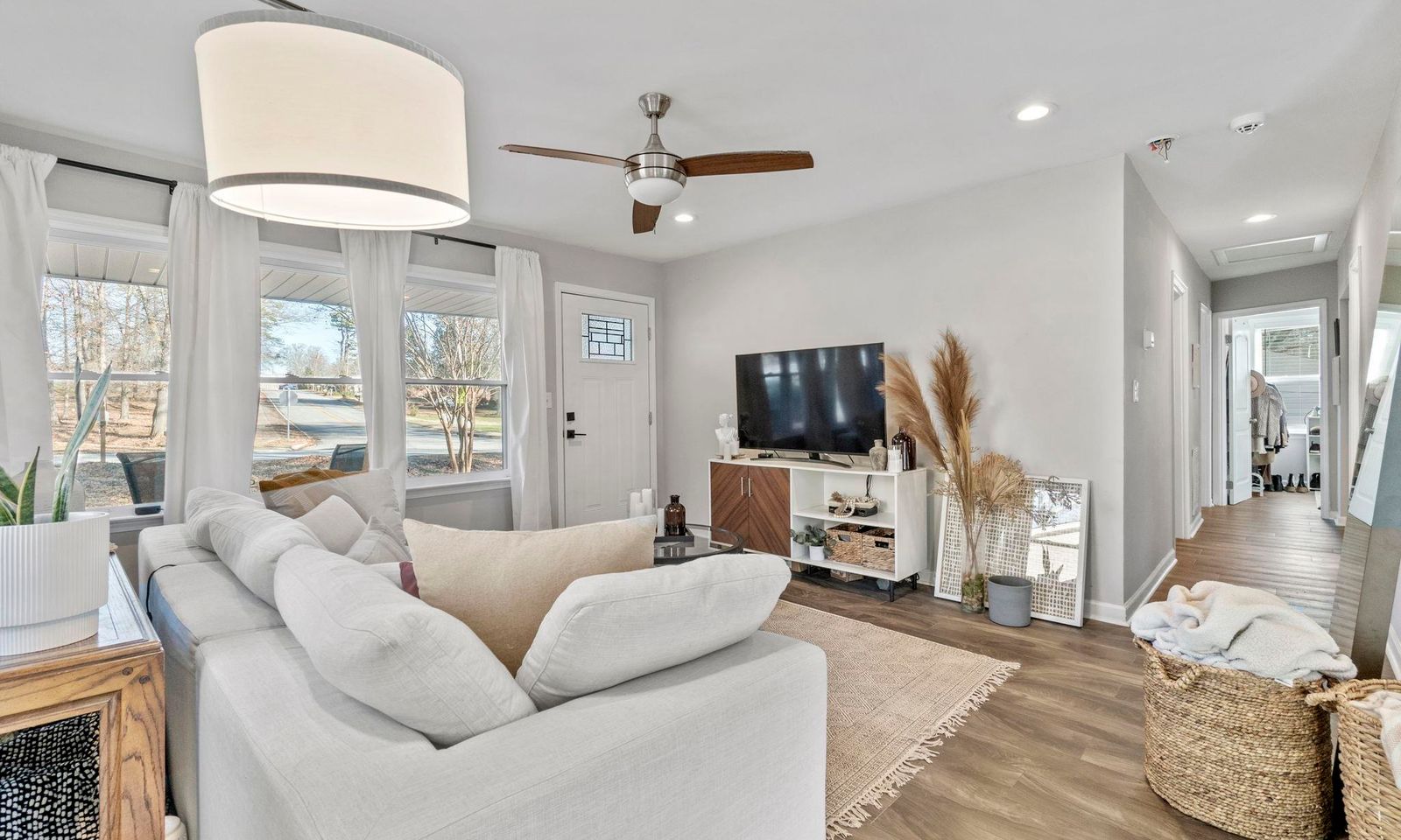 Property image 3 at 401 Boyd Avenue, Simpsonville, SC 29681