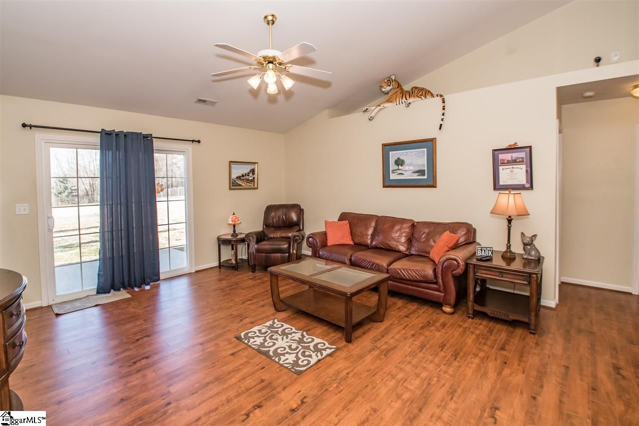 Property image 2 at 12 Natalie Court, Greer, SC 29651