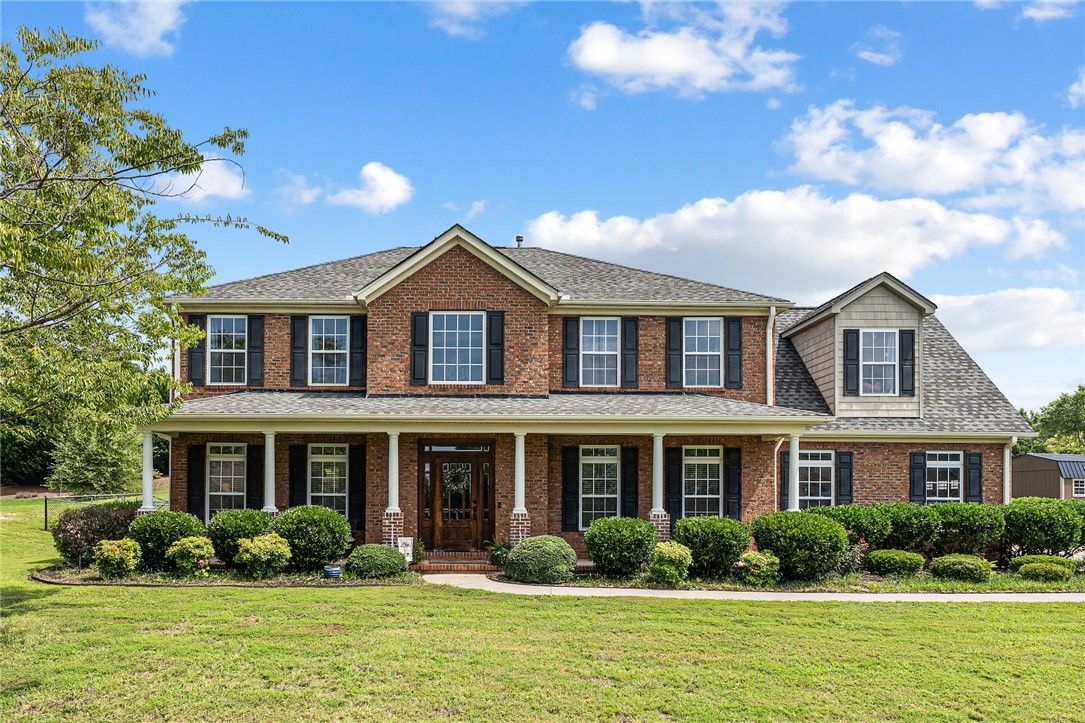Innisbrook, Anderson Community