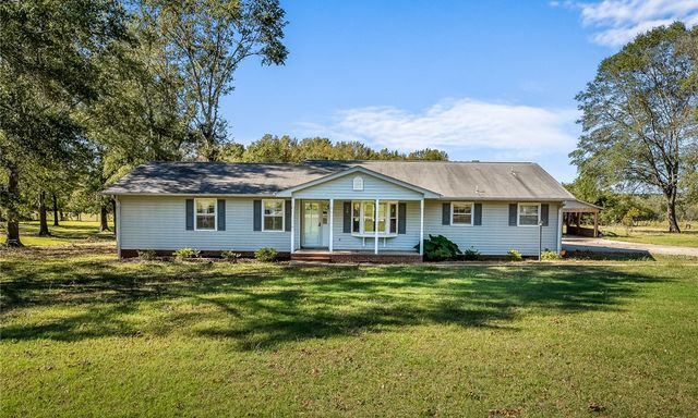 115 Boxwood Lane
