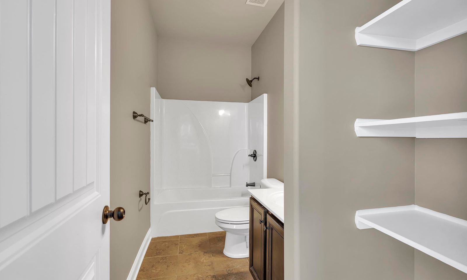 Property image 3 at 130 Keowee Avenue, Greenville, SC 29605