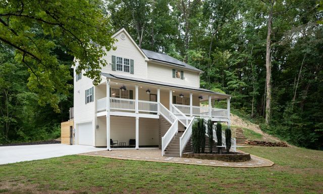 201 Riverview Drive