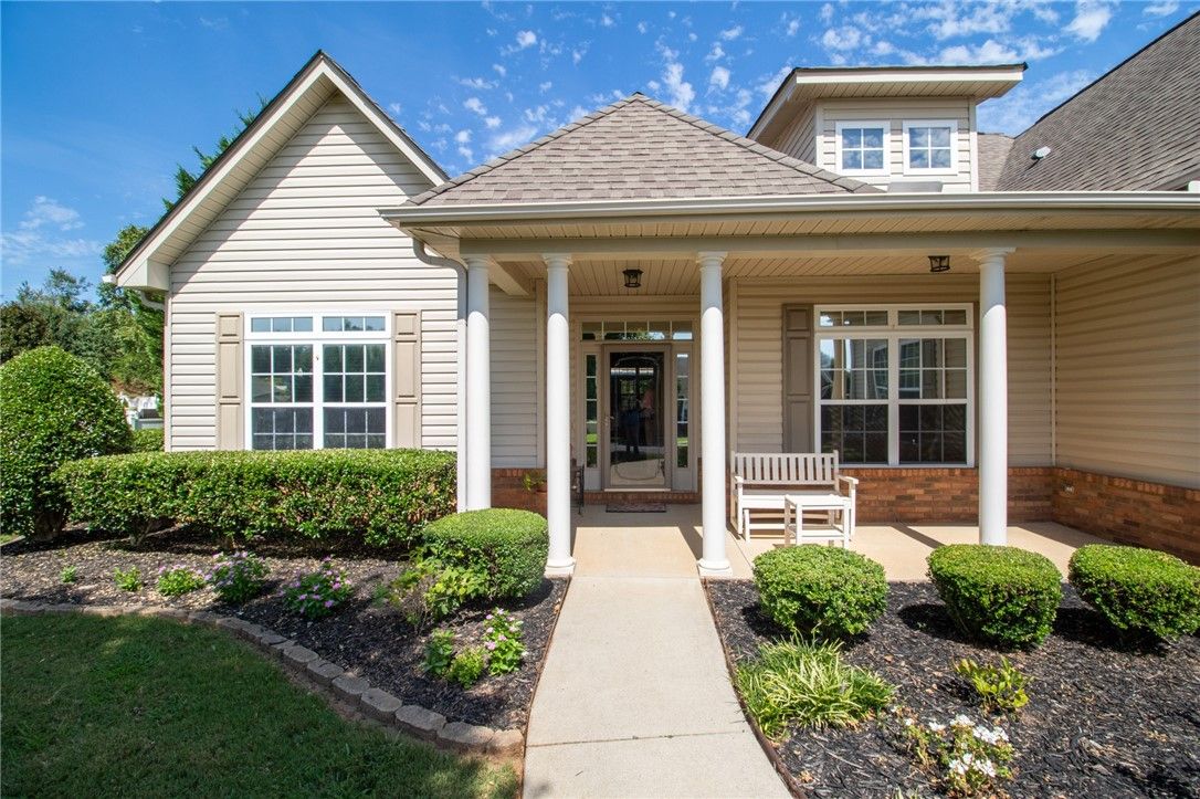 Property image 3 at 111 Prestwick Drive, Anderson, SC 29621