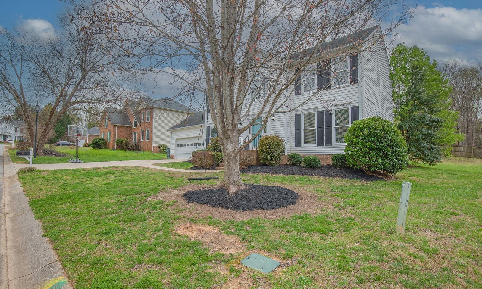 Property image 2 at 109 Coley Way, Greenville, SC 29615-5800