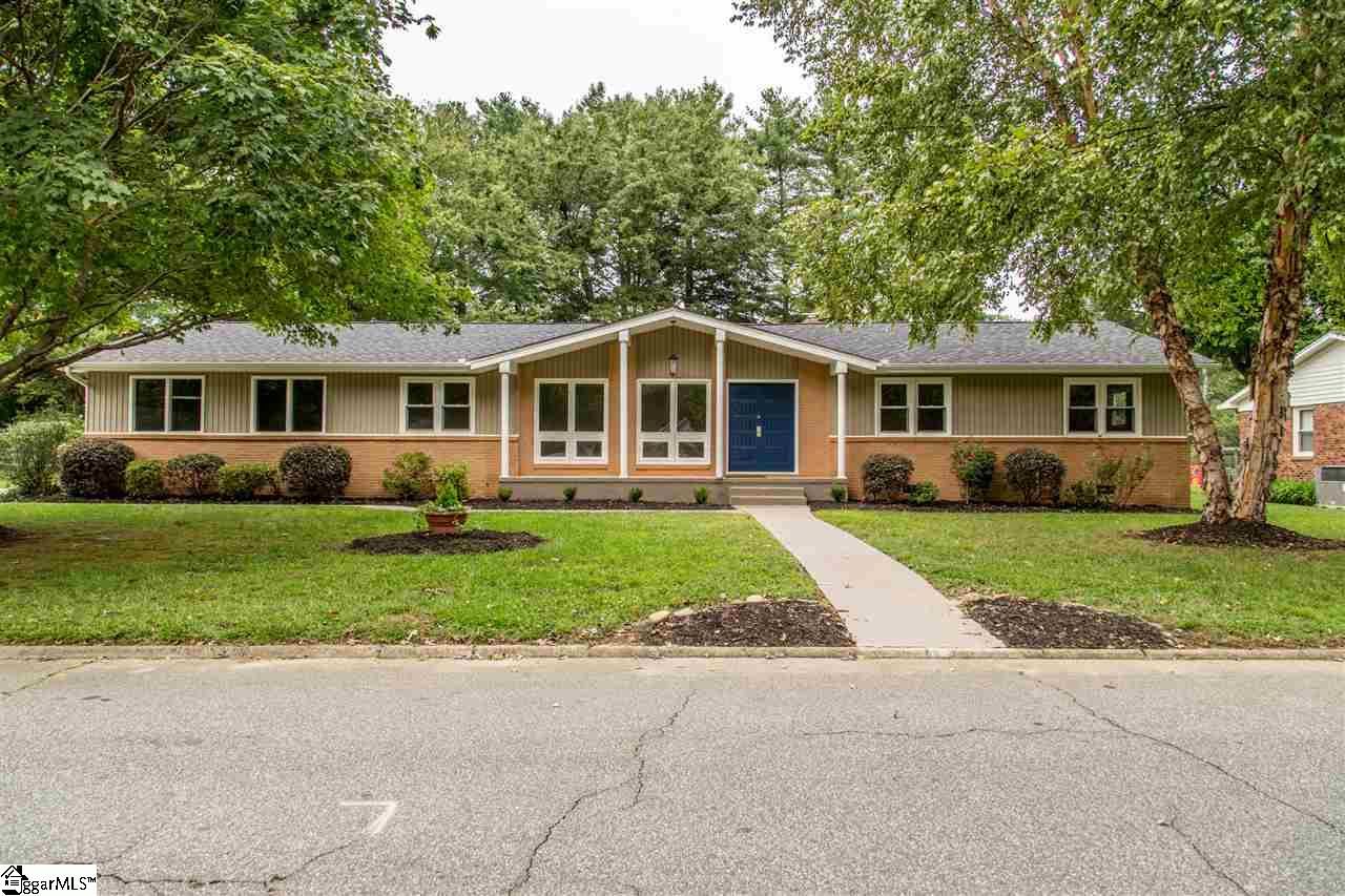 Main image of property at 112 Gilder Creek Drive, Greenville, SC 29607-5427
