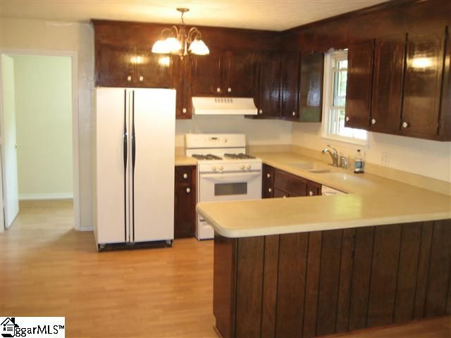 Property image 4 at 331 Poinsettia Drive, Easley, SC 29642