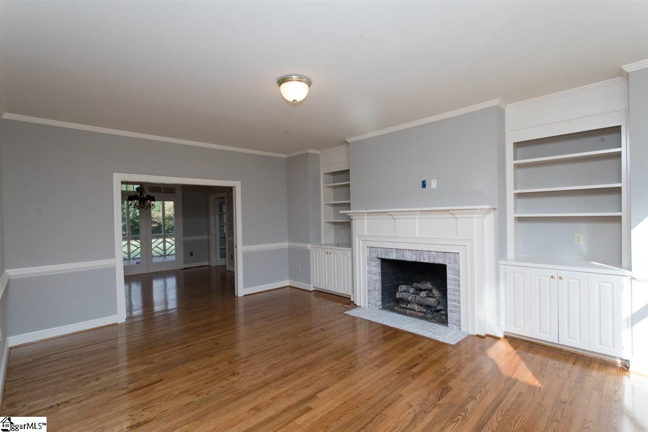 Property image 3 at 9 Block House Road, Greenville, SC 29615