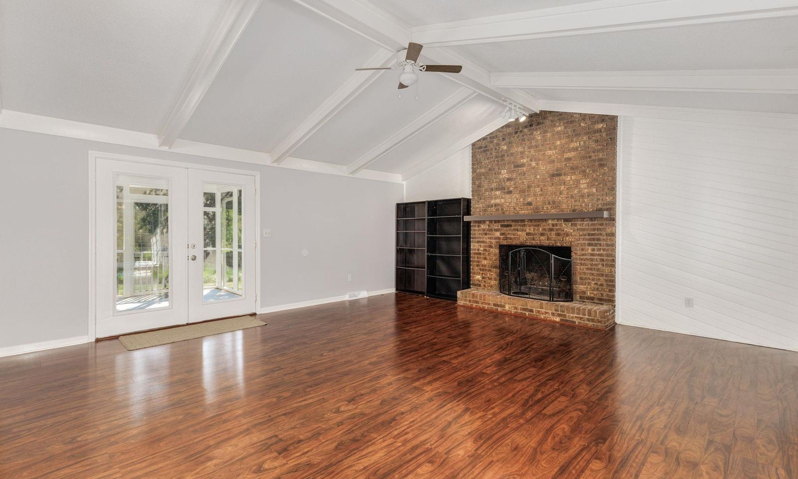 Property image 2 at 405 S Batesville Road, Greer, SC 29650