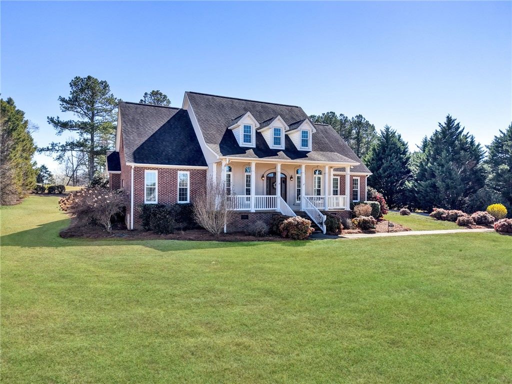 Property image 2 at 304 Gentry Run, Greenwood, SC 29649