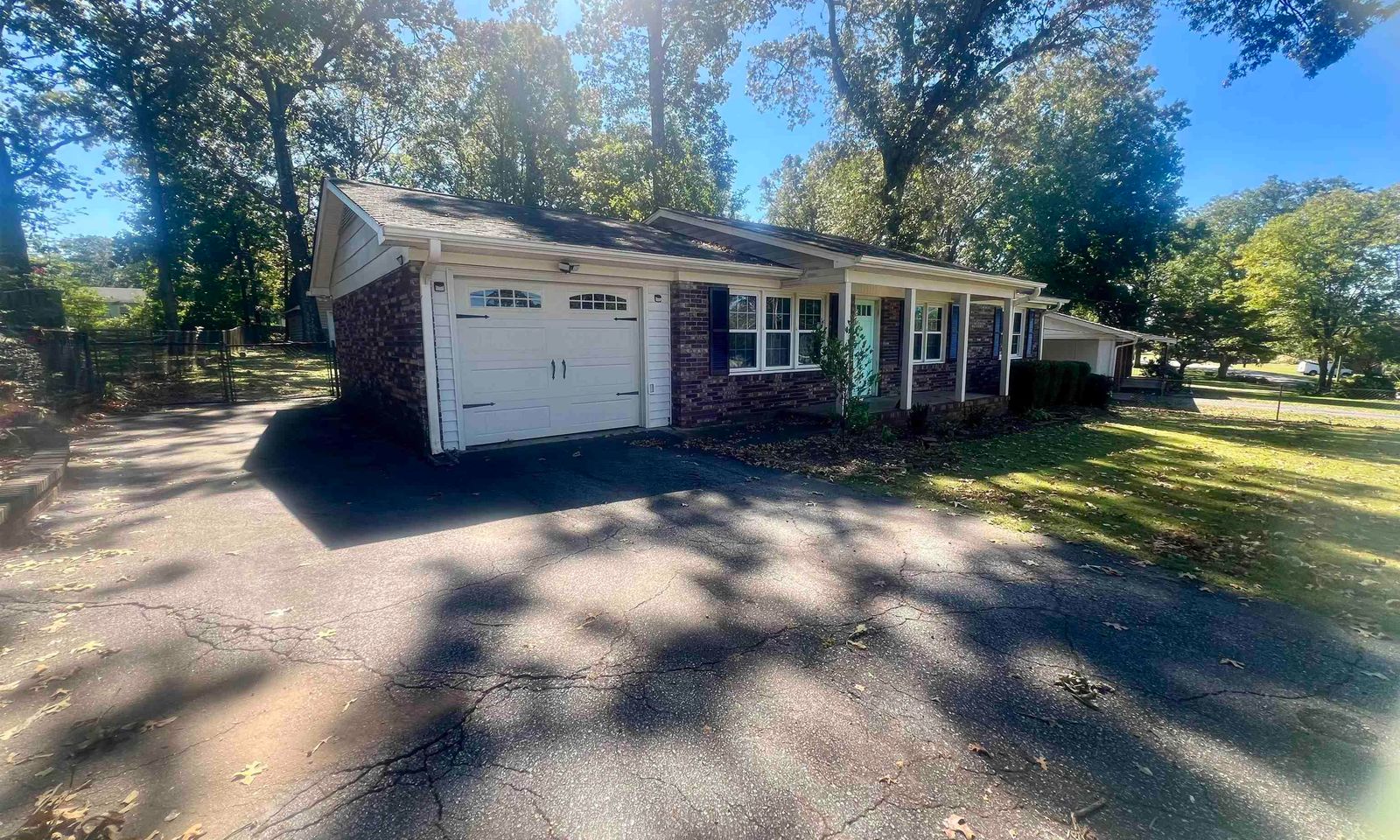 Property image 3 at 211 Sylvia Road, Easley, SC 29642