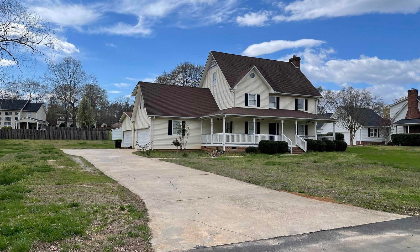 Property image 2 at 120 Plantation Drive, Easley, SC 29642