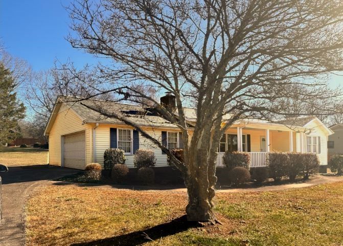 Property image 2 at 107 Clarendon Drive, Easley, SC 29642