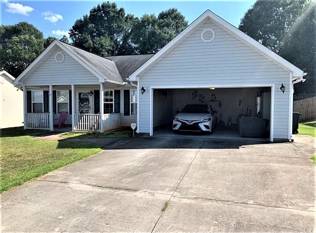 Main image of property at 118 Palm Branch Way, Anderson, SC 29621