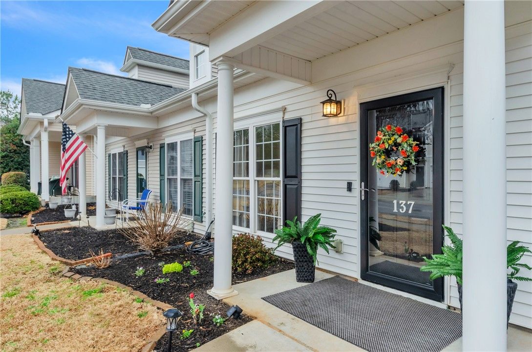 Property image 2 at 137 Heritage Place Drive, Pendleton, SC 29670