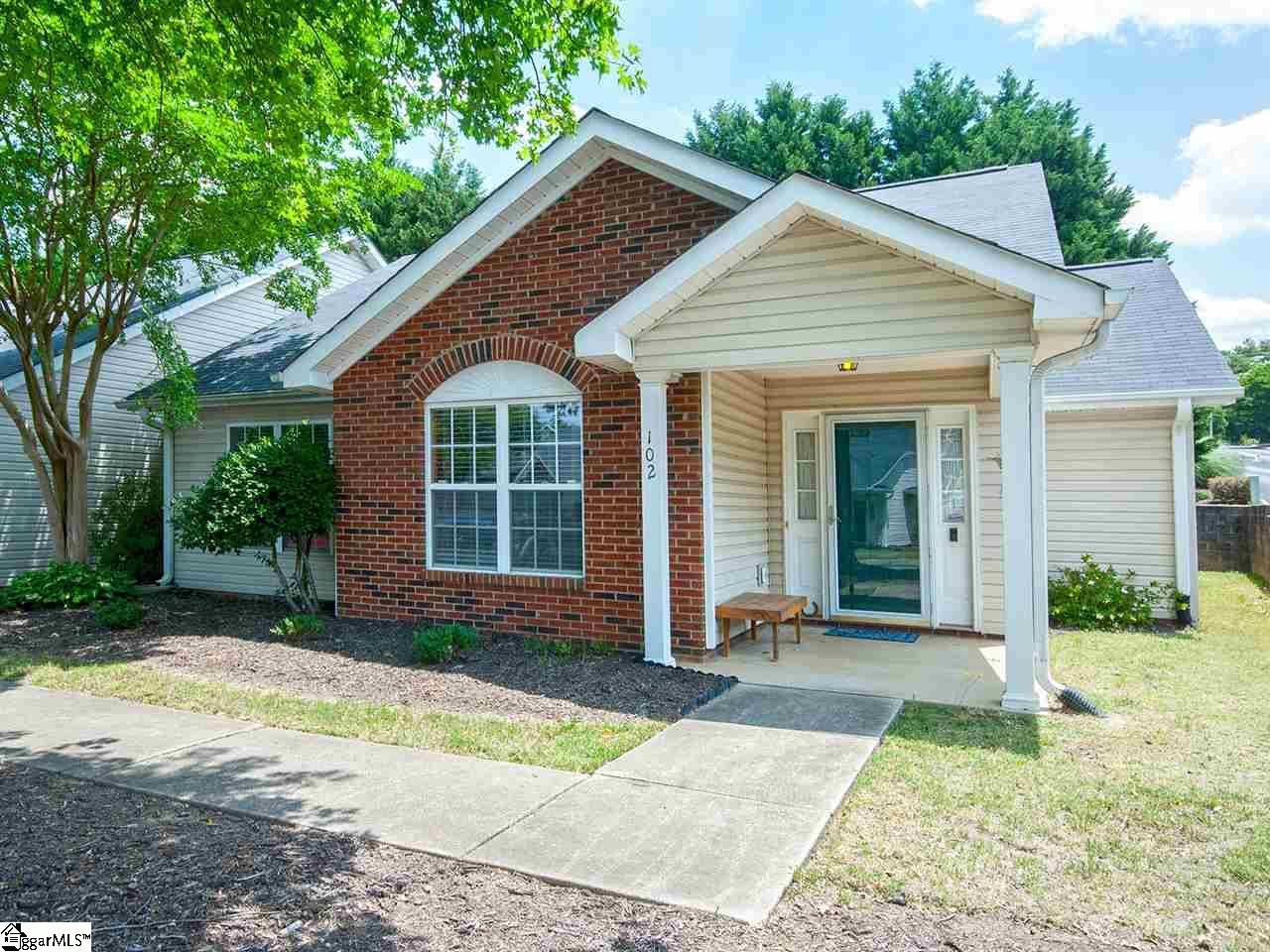Main image of property at 102 Brookhill Place, Mauldin, SC 29662