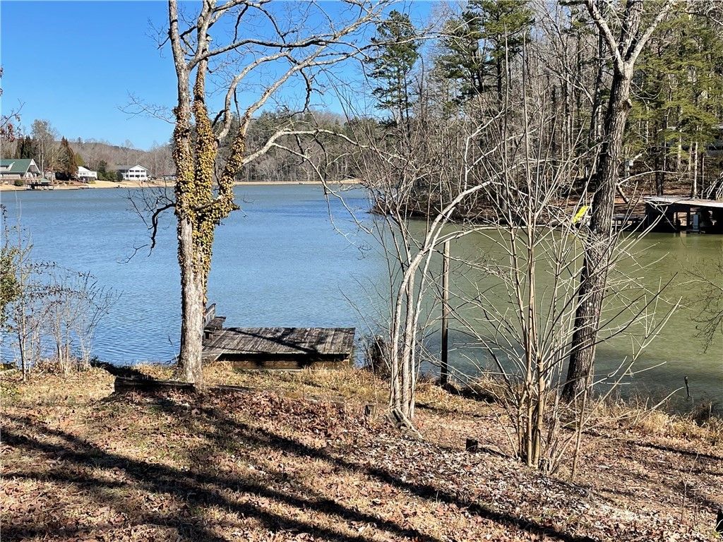 Property image 4 at 00 Whitewater Lake Road, Tamassee, SC 29686