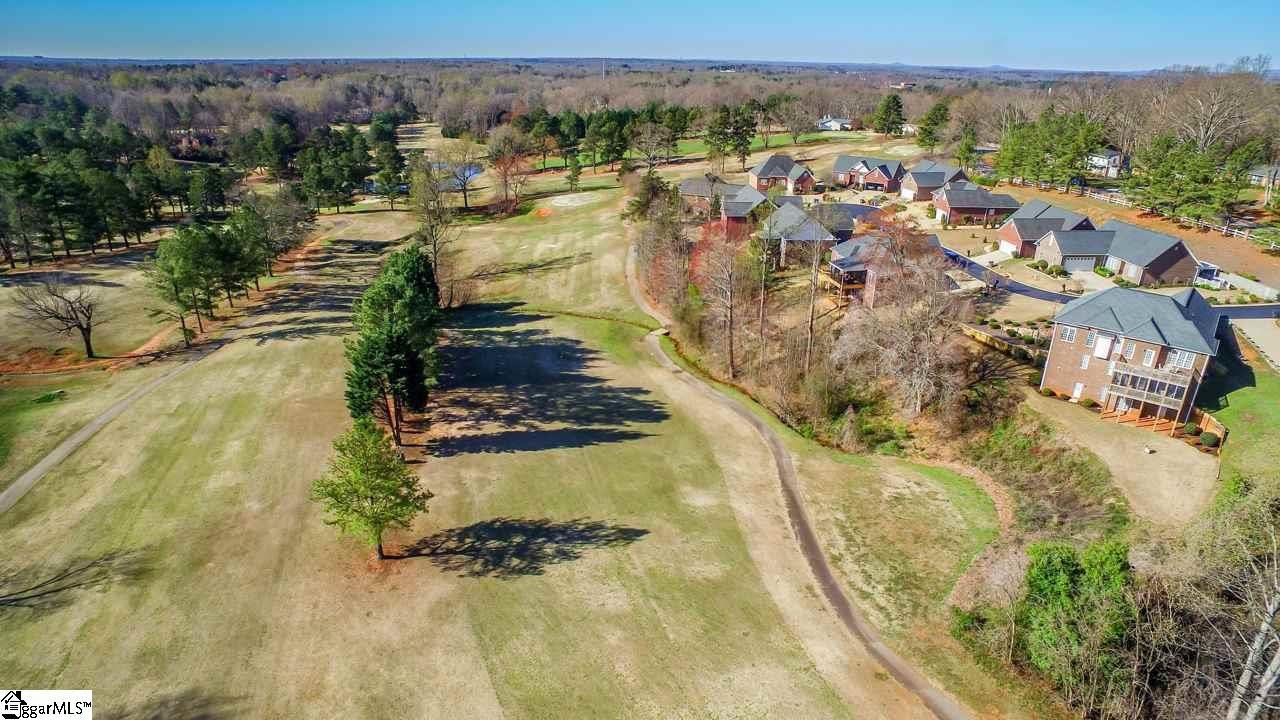 Property image 4 at 9 Belle Terre Court, Greenville, SC 29609