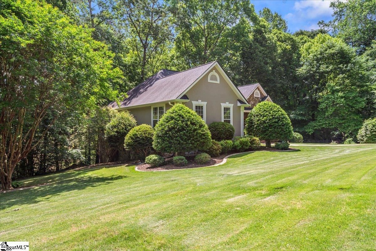 Property image 3 at 110 Woodranch Lane, Moore, SC 29369