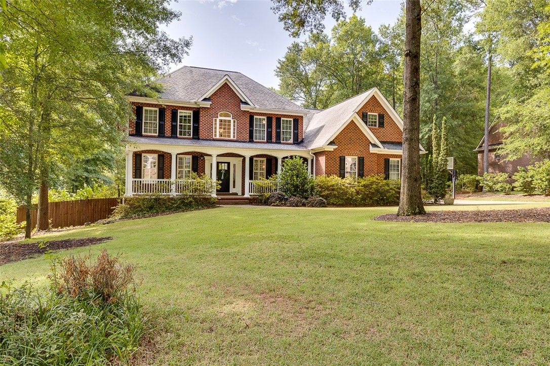Property image 1 at 105 Regent Road, Anderson, SC 29621