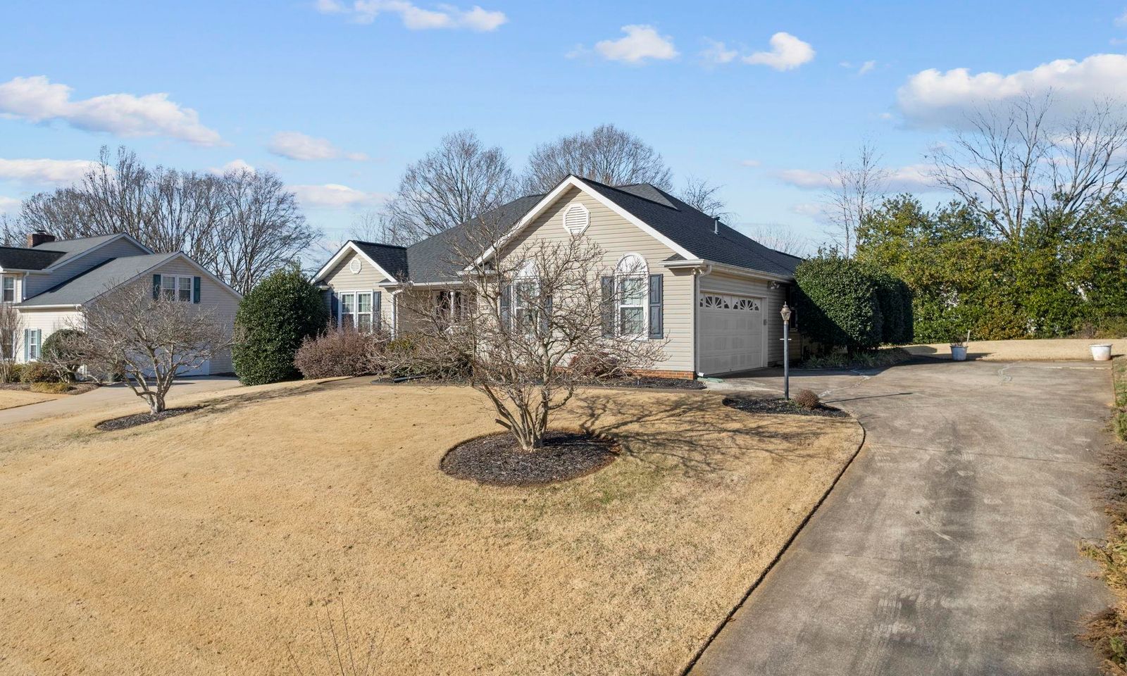 Property image 2 at 106 Oak Wind Circle, Greer, SC 29651