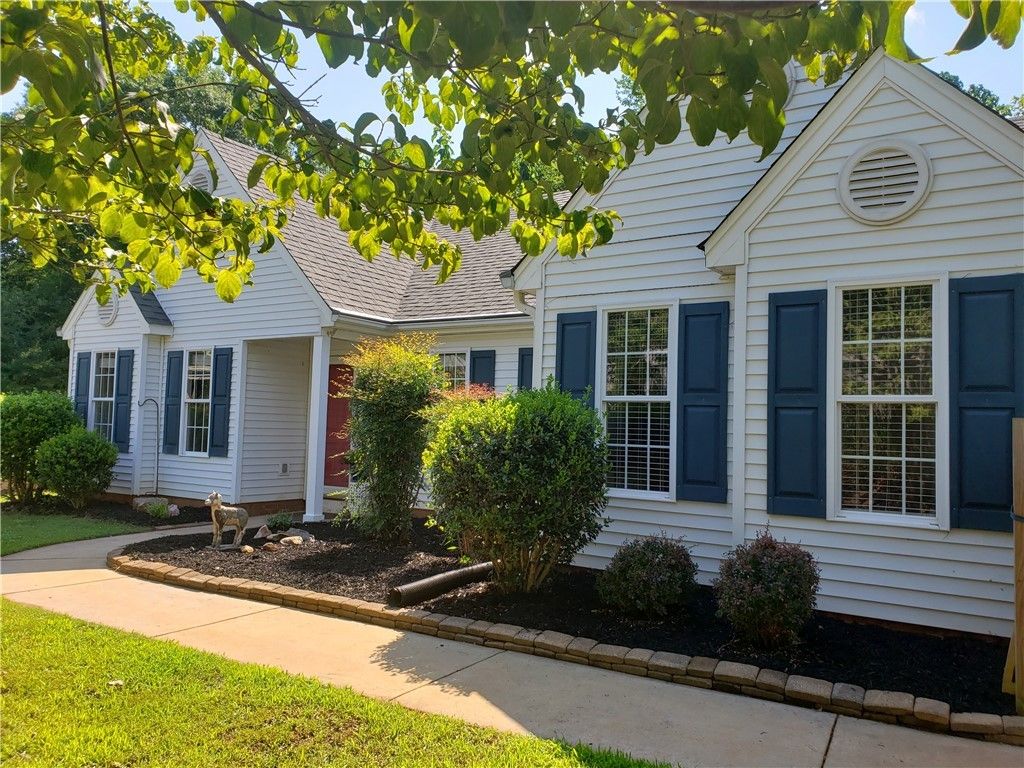 Property image 3 at 110 Ascot Drive, Easley, SC 29642