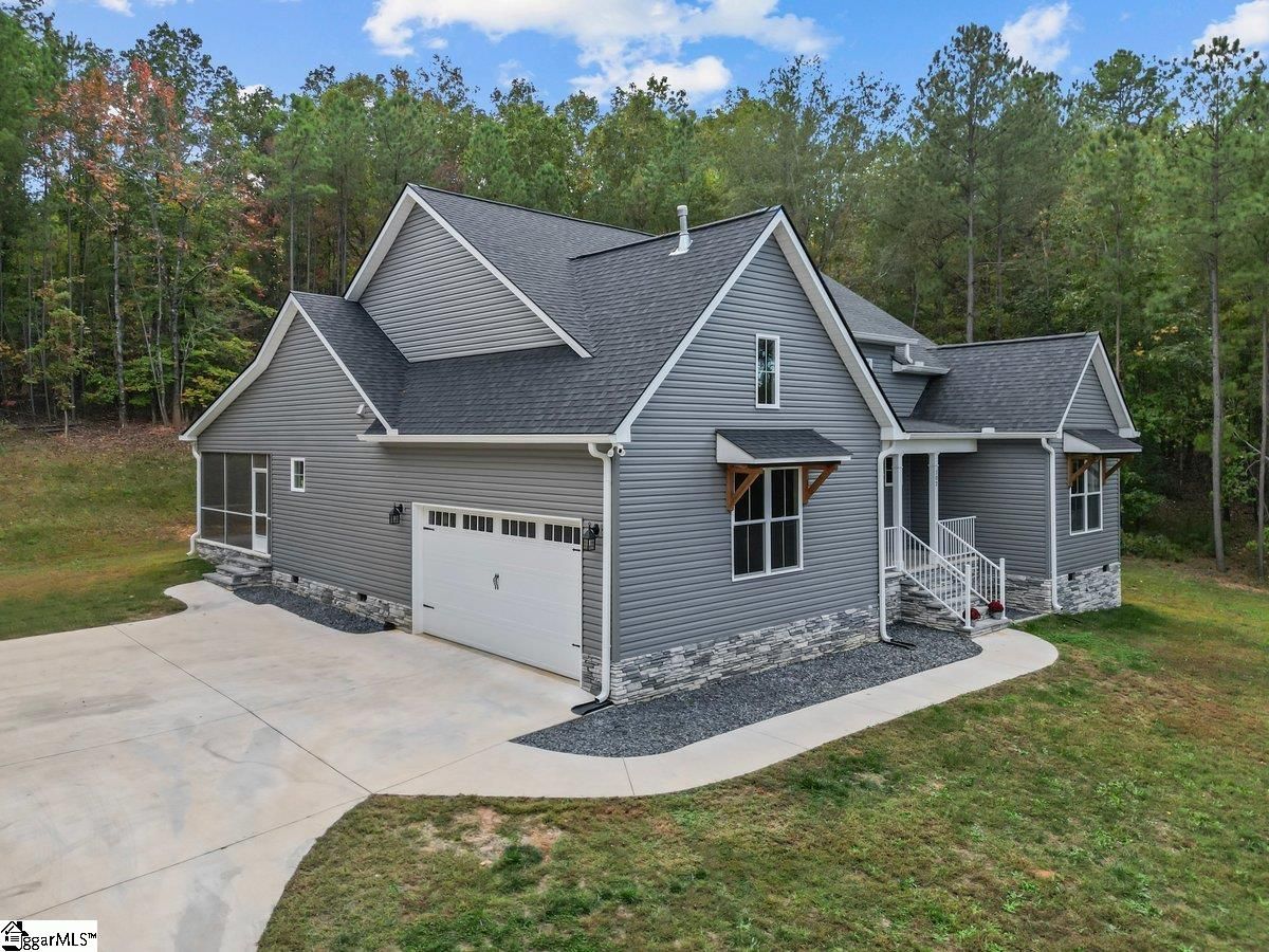 Property image 4 at 102 Splendor View, Pickens, SC 29671
